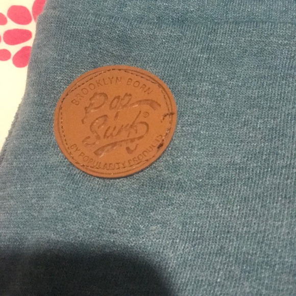 Shorts - Picture 3 of 4